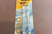 2 x Bic whiteboard markers