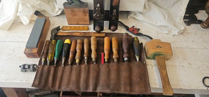 chisel roll and tool bundle
