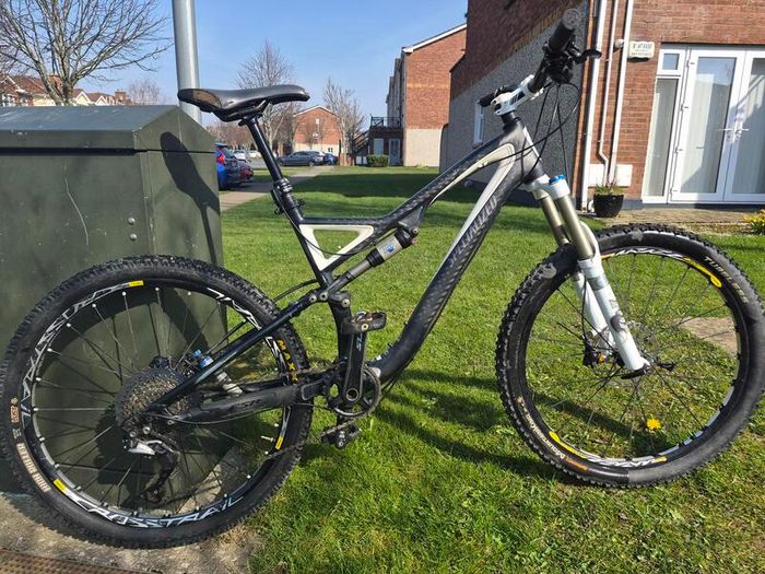 Mountain Bike - Specialized Stumpjumper FSR Expert Carbon (Size M)
