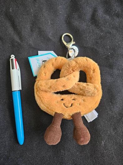 Jellycat Amuseables Pretzel Bag Charm