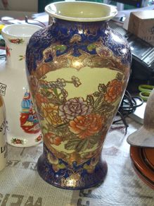 Vintage Satsuma Style Cobalt Blue & Gold Gilt Porcelain Floral Vase Postage Available or Collection in Rochfortbridge Westmeath