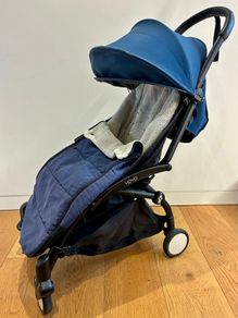 Babyzen Yoyo with footmuff and shopping bag