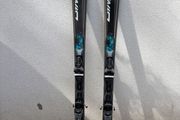 Dynastar D-Sistinct Carbon Skis w/ Look NX Bindings