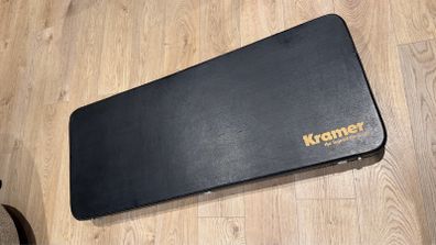 Kramer Explorer guitar hard case - Gibson Epiphone