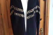 BNWTS Ladies Jersey Type Edge to Edge Hooded jacket sz L/XL includes Postage