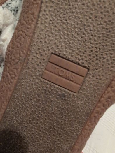 TOMS slippers / house shoes