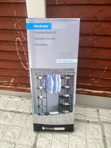 Clothes storage