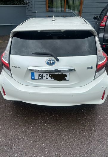 Toyota Aqua 1.5 petrol Hybrid Push Start