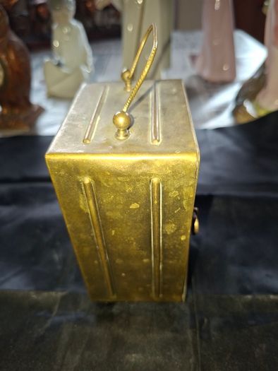 Antique French Carriage Clock Tischuhr Era Likely dating from 1880 to 1900 Material Brass Casing with a white dial and black numerals,
