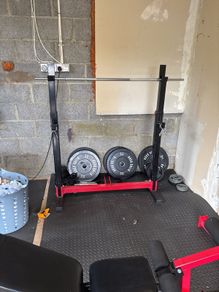Adjustable squat and bench rack
