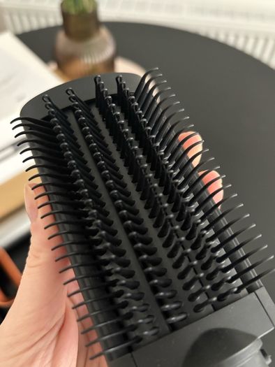 Dyson airwrap
