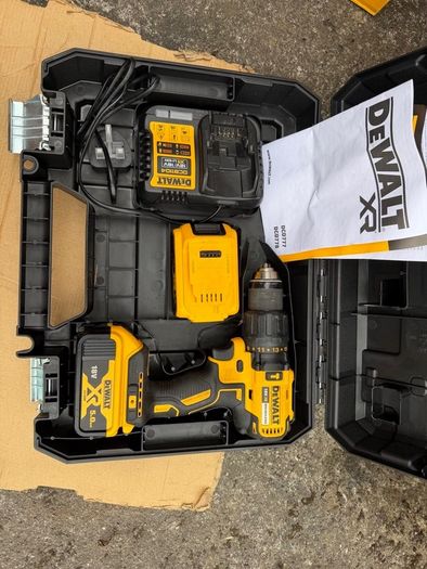 DEWALT DCD771 18V XR Cordless Drill Driver Kit