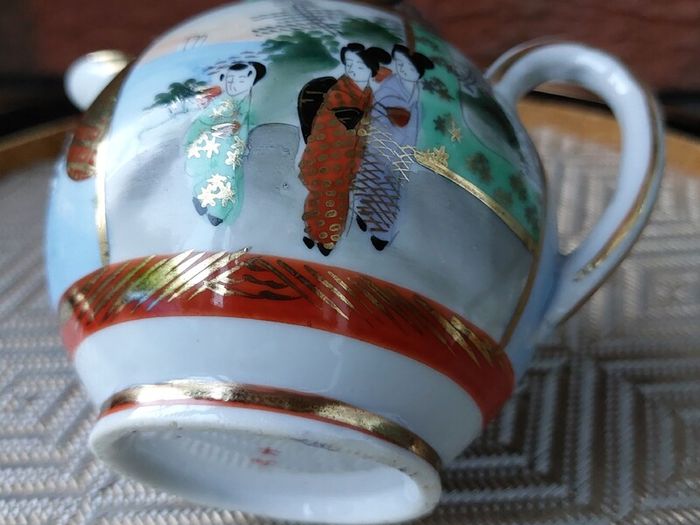 Antique Japanese "Kutani" Teapot