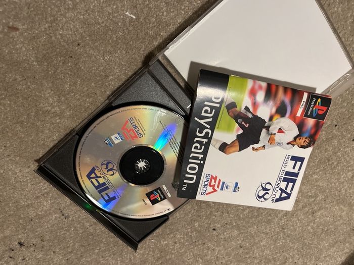 fifa road to world cup 98 ps1