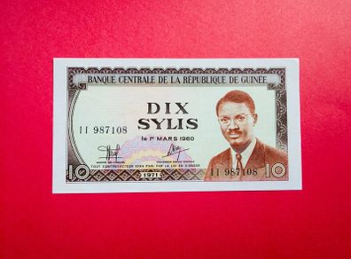 Guinea  10 Sylis  1971. Pick  16a   ( Uncirculated )