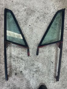 911 Targa Door Quarter Windows and Frames