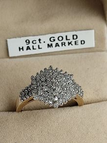 Vintage natural Diamond ring 9 CT gold. Size S .D 19.3 mm