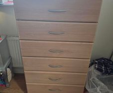 Chest drawers