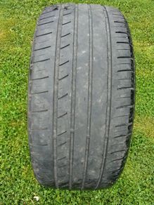 Tyre; 255/40/20