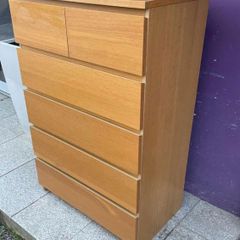 Chest of drawers