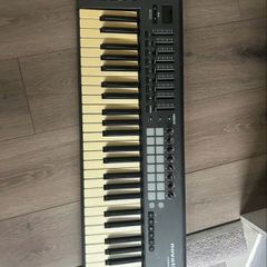 Novation Launchkey 49