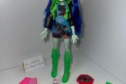 monster high ghoulia
