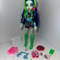 monster high ghoulia