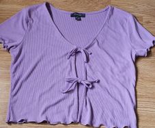 Age 12 Years - A Lovely Lilac Top - Great Condition