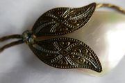 Vintage Mother of Pearl Brooch