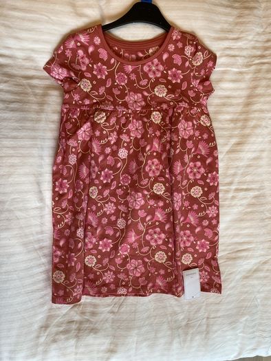 Short sleeved summer dress