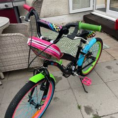 Girls Bike age 7-9