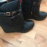 GUESS FL7TADELE10 Women's Black Leather Ankle Boot and High Wedge Logo Image 5