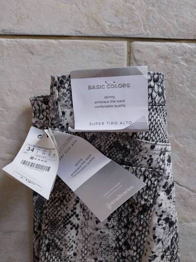 Bnwt size 6 stradivarius were 20euro