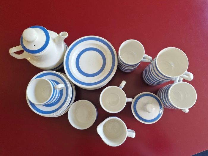Vintage Blue & White Carrigaline Pottery Set