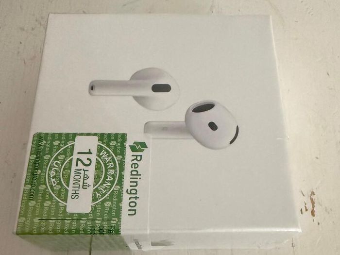 Apple AirPods 4 ANC