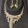 necklace and ear ring set Image 2