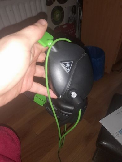 (broken) turtle beach headset
