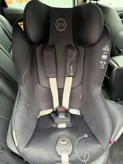 Cybex sirona GI i-size 360
