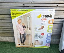 stairs safety gate
