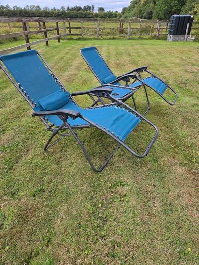 garden chairs