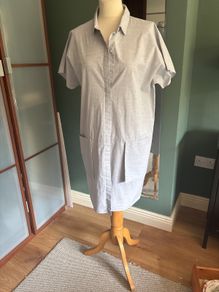 COS shirt dress with 2 large slit pockets - Size 12