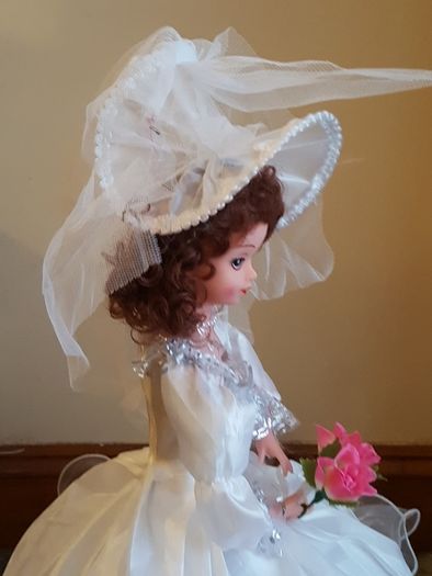 singing and moving doll