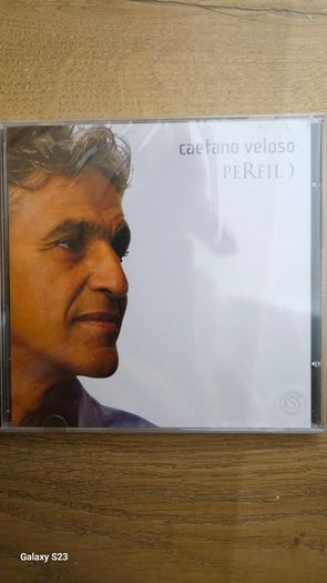 Caetano Veloso - Perfil). New CD.