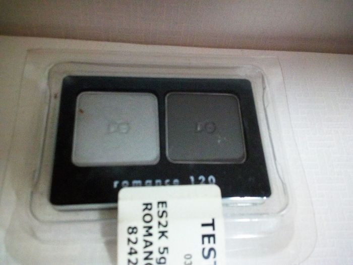 DG eyeshadow