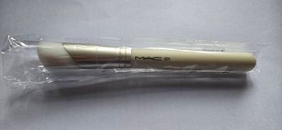 MAC Hyper Real Serum + Moisturizer Brush