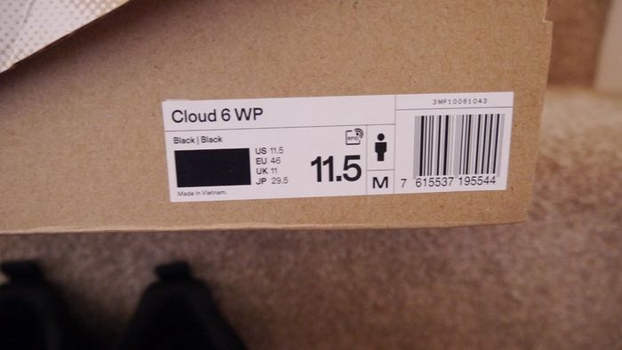 NEW On Cloud 6 WP Trainers Size 11UK - Water Proof