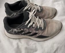 golf shoes