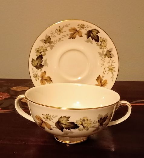 Royal Doulton Larchmont 7 x Two Handed Soup Bowl and Saucer