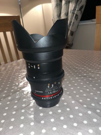Samyang EF 35mm T1.5