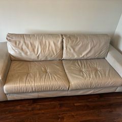 FAMA couches